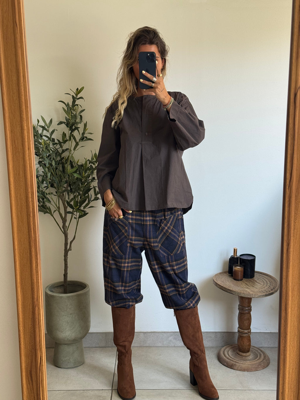 Pantalon femme à carreaux bleu marine