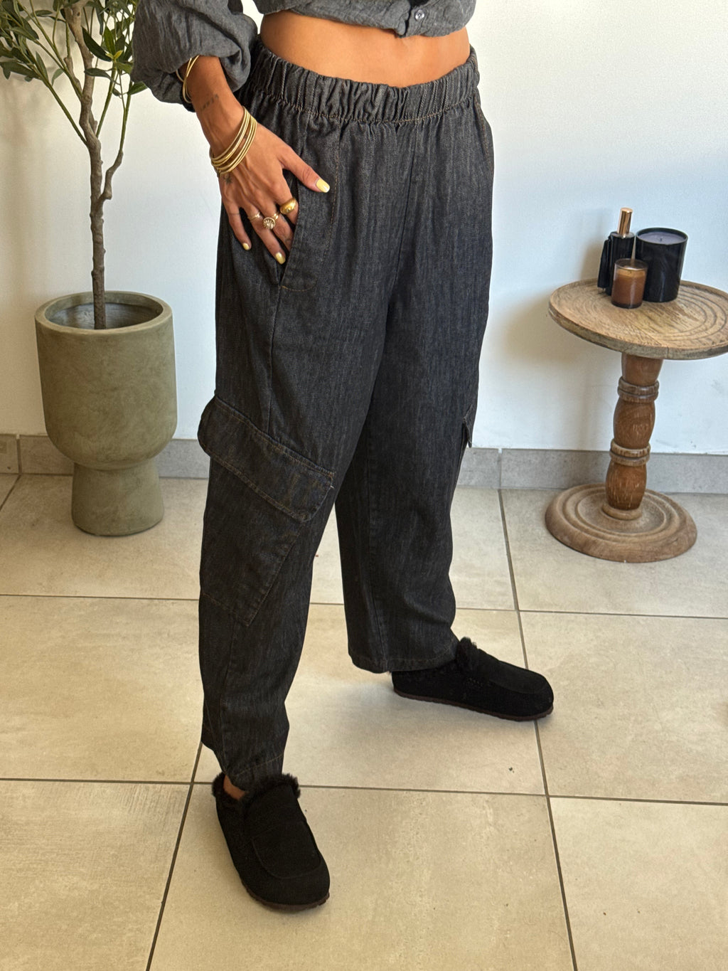 Pantalon cargo noir délavé