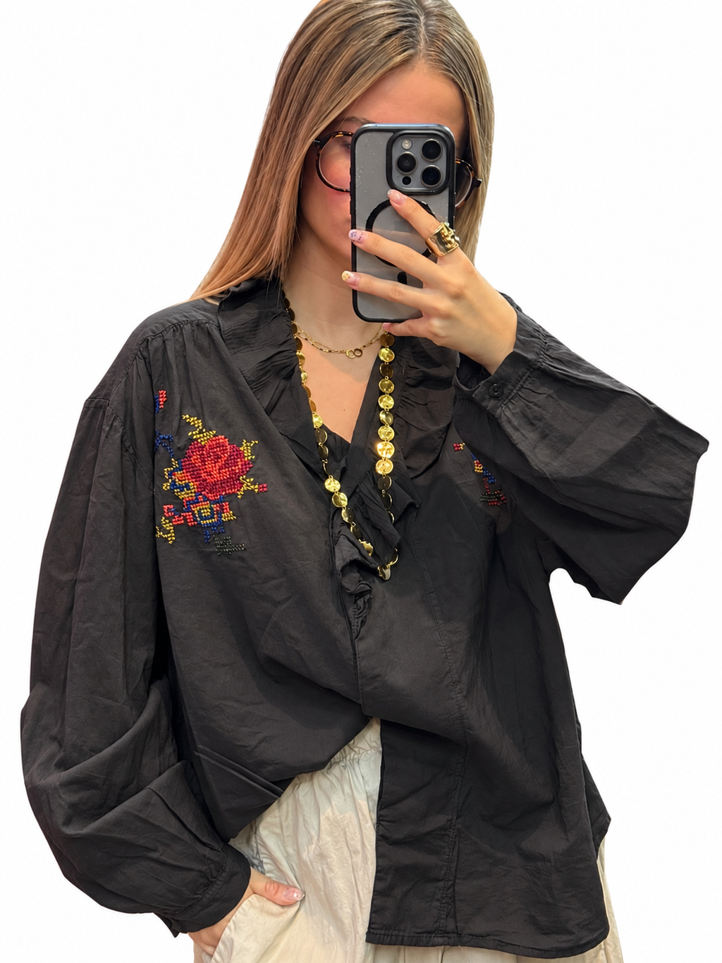 Blouse noire femme à volants et broderies colorées