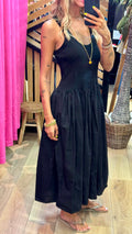 Robe Longue Femme Noire – Coupe Fluide