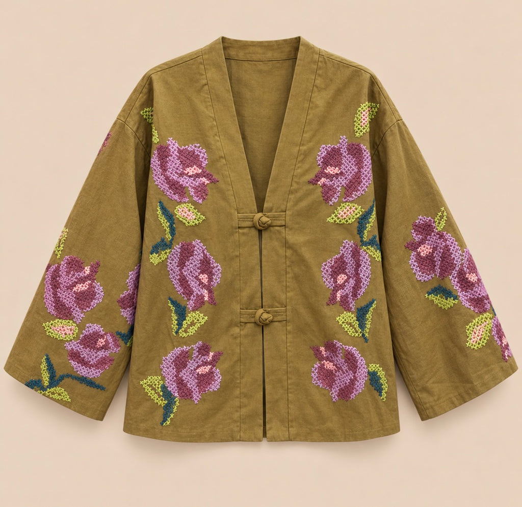 Kimono à broderies florales