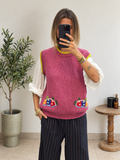 Pull Noline rose sans manches à broderies fruitées