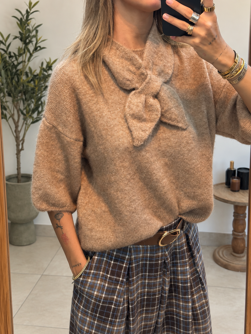 Pull Aveline femme camel à col rond et épaules tombantes