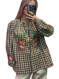 Blouse femme oversize à carreaux et broderies fleuries
