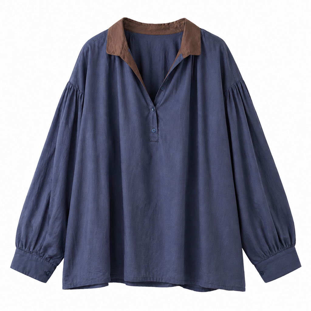 Chemisier femme oversize bleu à col marron contrastant
