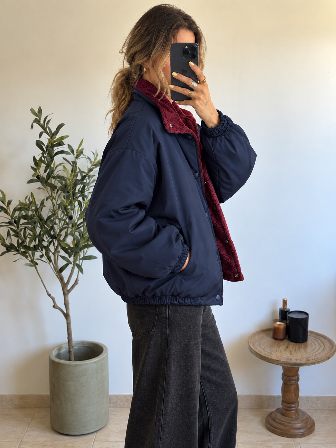 Blouson Alméa bleu marine et bordeaux, finitions élastiquées
