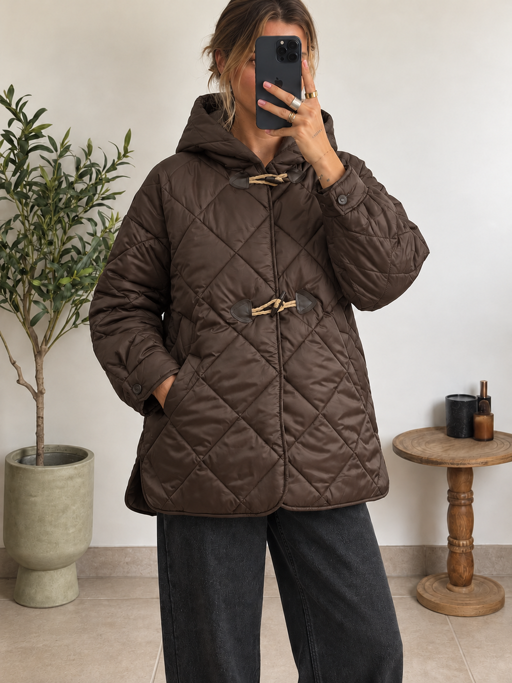 Doudoune Naélia marron chocolat matelassée, coupe ample et attaches style duffle-coat